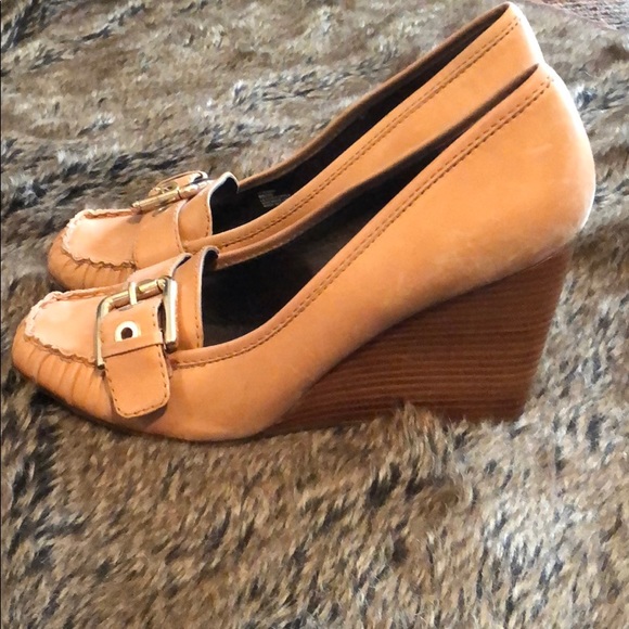 Jessica Simpson Wedges - Picture 2 of 5